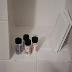 υπέροχο με πάρκινγκ شقة لاريسا