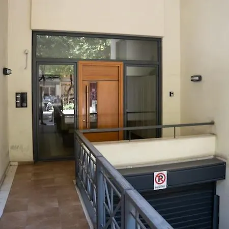 Apartament υπέροχο με πάρκινγκ Larissa