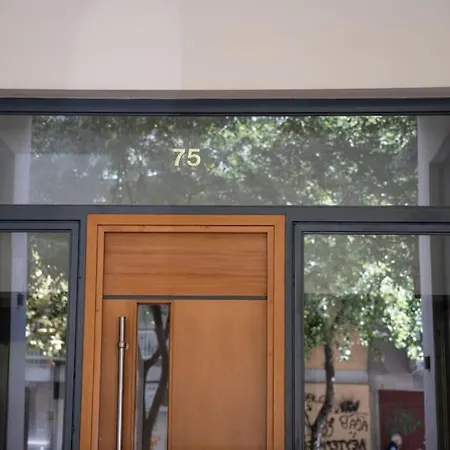 υπέροχο με πάρκινγκ Apartament *