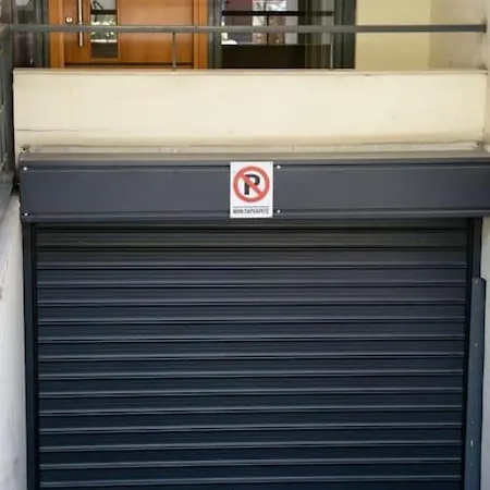 υπέροχο με πάρκινγκ Apartament Larissa