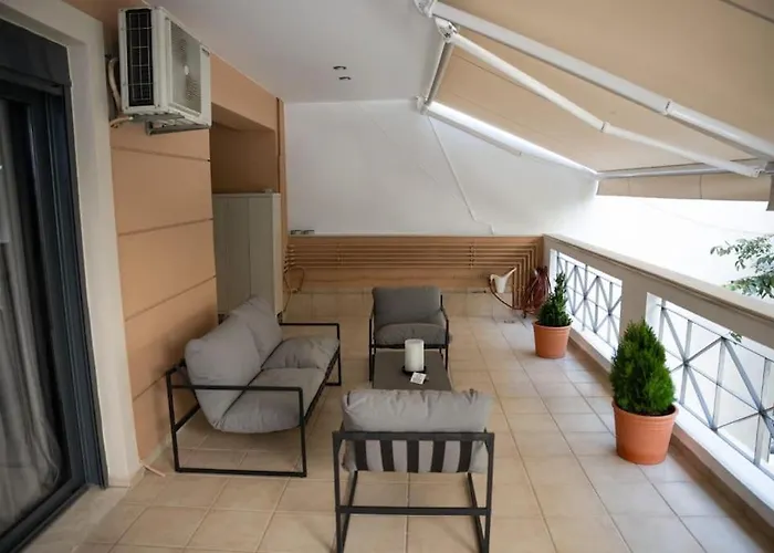 Υπέροχο Διαμέρισμα Με Πάρκινγκ *