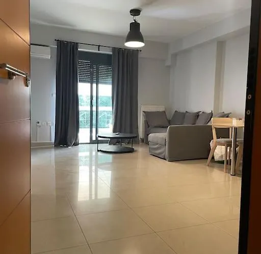 Υπέροχο Διαμέρισμα Με Πάρκινγκ * Larissa