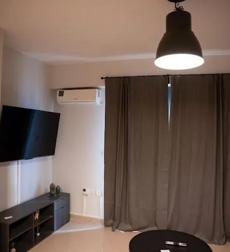 Apartamento Υπέροχο Διαμέρισμα Με Πάρκινγκ