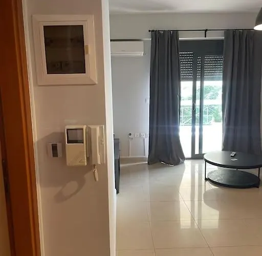 Υπέροχο Διαμέρισμα Με Πάρκινγκ